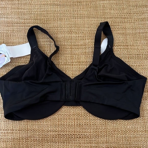 Olga Black Underwire Minimizer Bra Size 42DD NWT - Picture 2 of 8